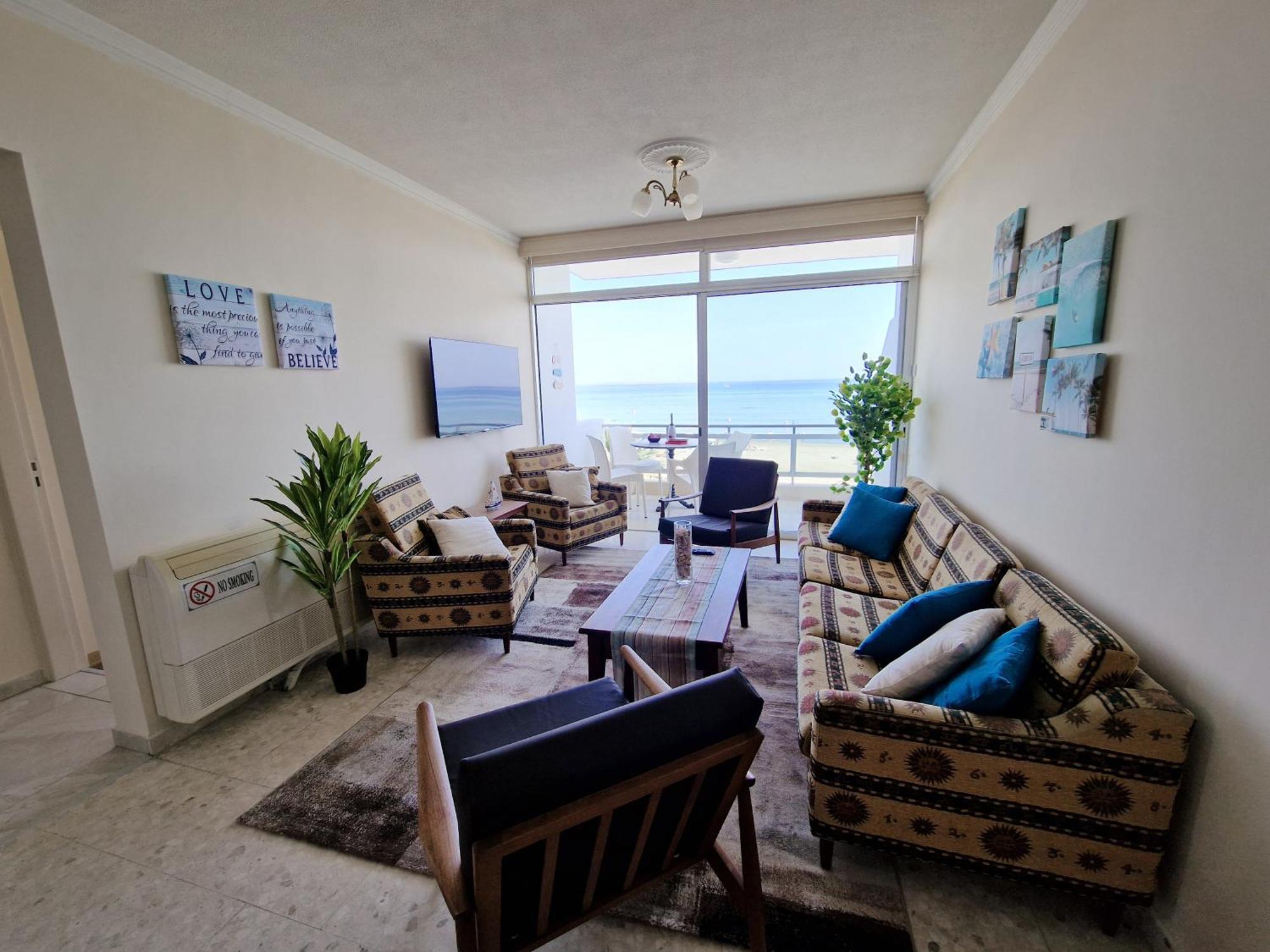 Makenzy Sandy Beachfront Paradise Lárnaka Eksteriør bilde